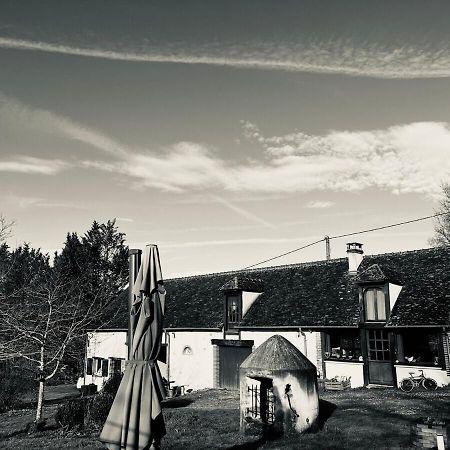 Une Pause S'Impose ;) Méry-sur-Cher Buitenkant foto